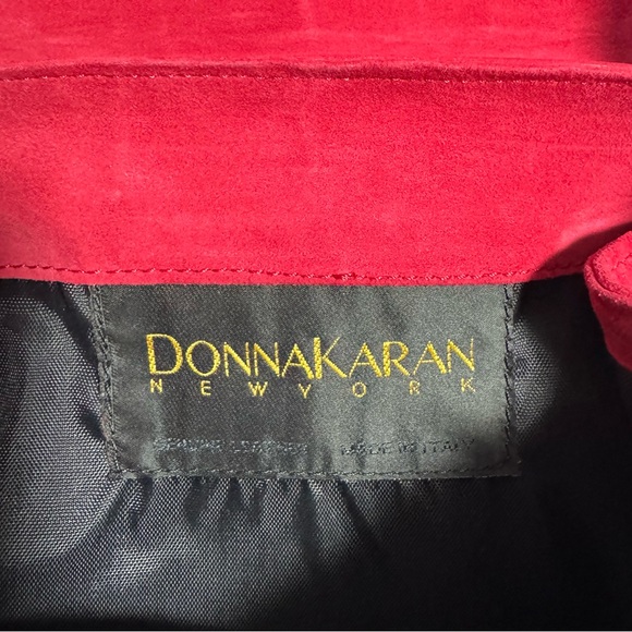 Vintage Red Suede Shoulder Bag, Made in Italy by Donna Karan New York - Picture 5 of 9